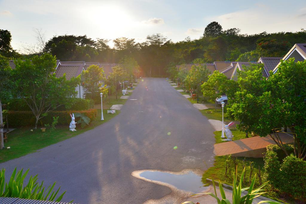 Chanpraya Resort Chanthaburi Ngoại thất bức ảnh